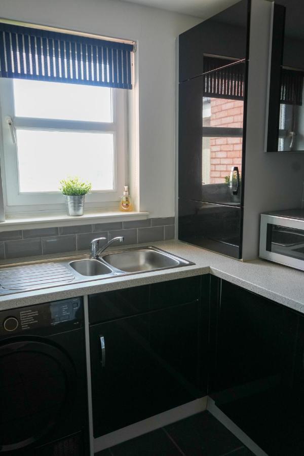 Modern Apartment Ayr Town Centre Prestwick Eksteriør billede